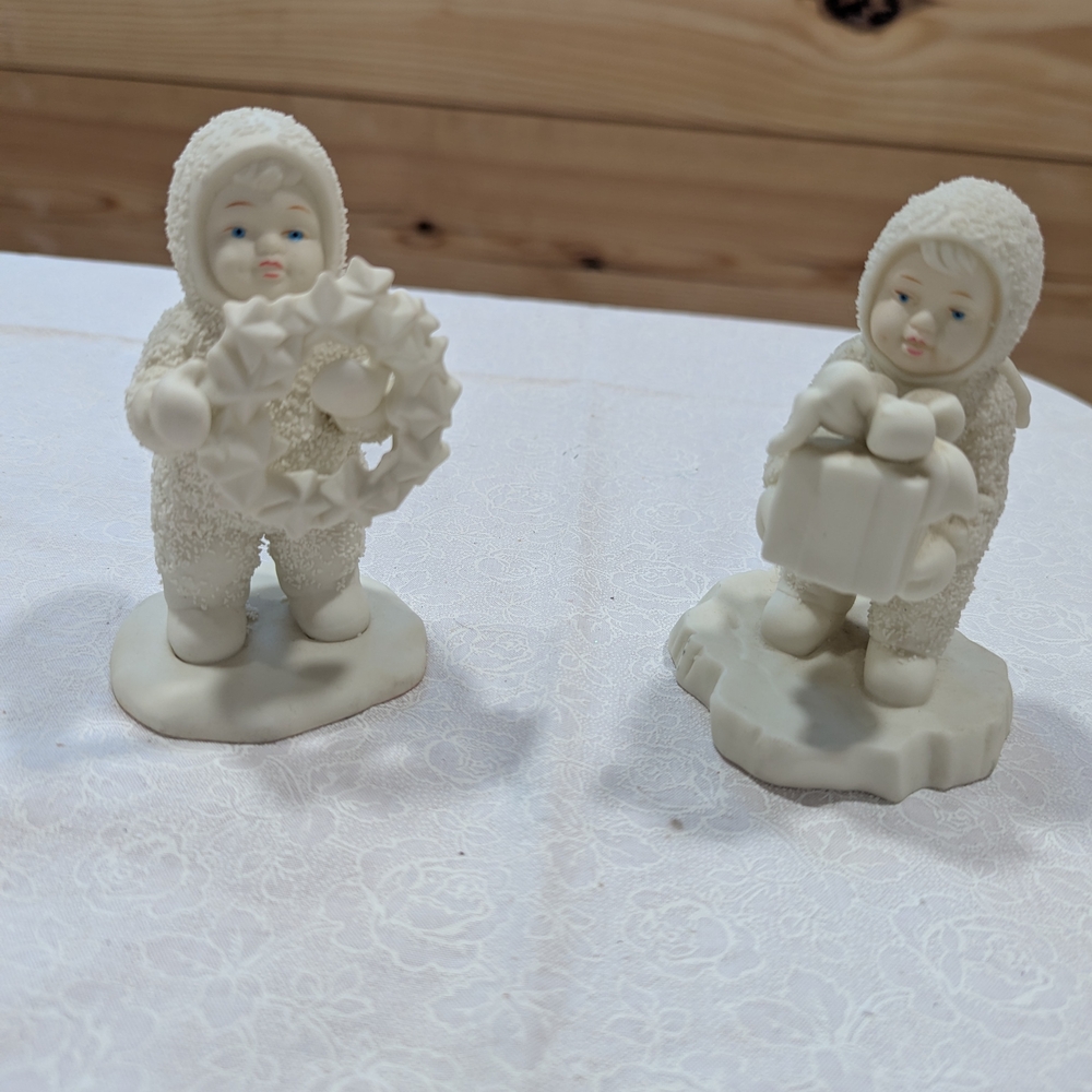 Department 56 Cream Snowbabies Figurines